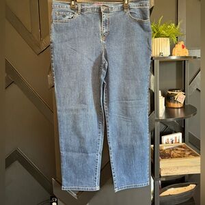 Gloria Vanderbilt Amanda Classic Fit Jeans | Size 18W